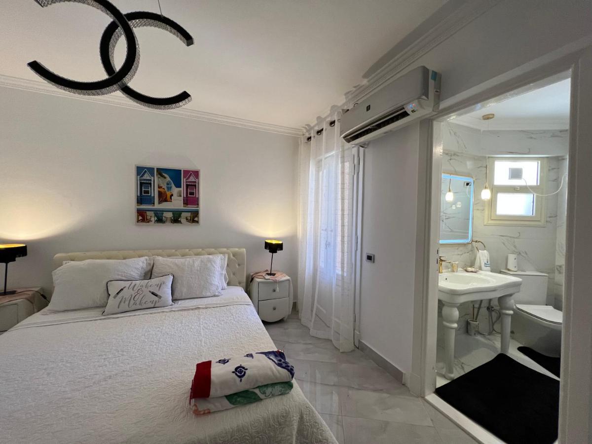 Lazorde Beachfront Experience El Alamein Bagian luar foto